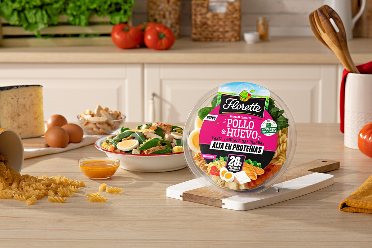 ensalada alta en proteína
